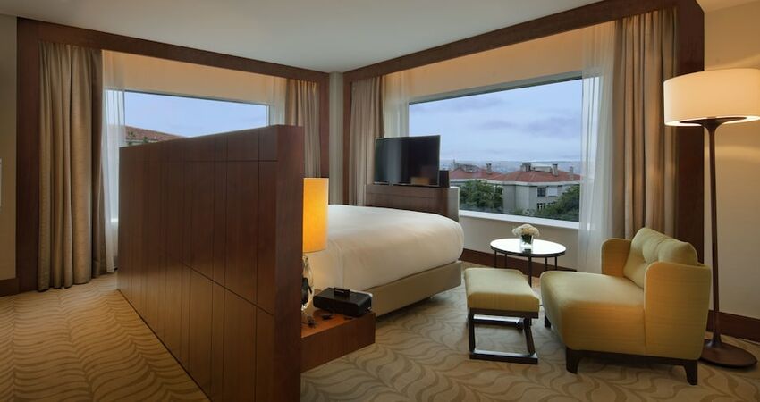 Conrad Istanbul Bosphorus