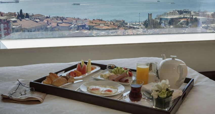 Conrad Istanbul Bosphorus