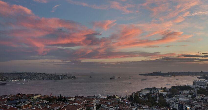 Conrad Istanbul Bosphorus