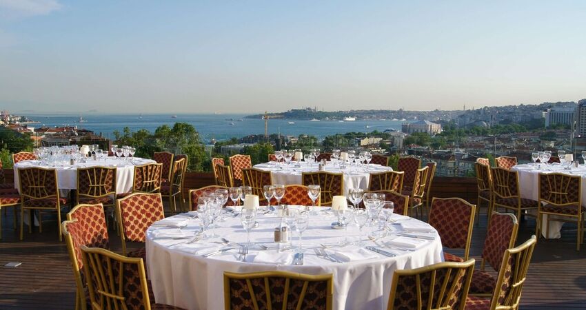 Conrad Istanbul Bosphorus