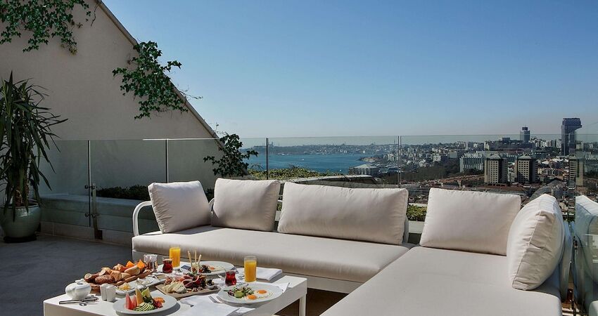 Conrad Istanbul Bosphorus