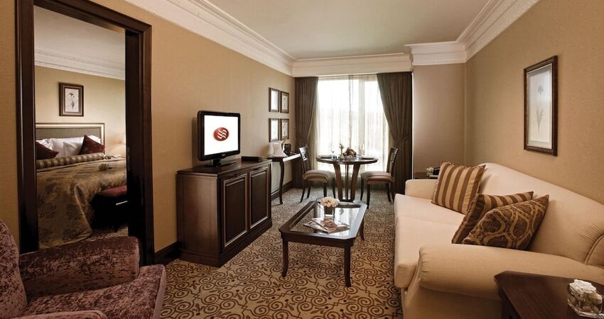 Crowne Plaza Hotel Istanbul - Asia