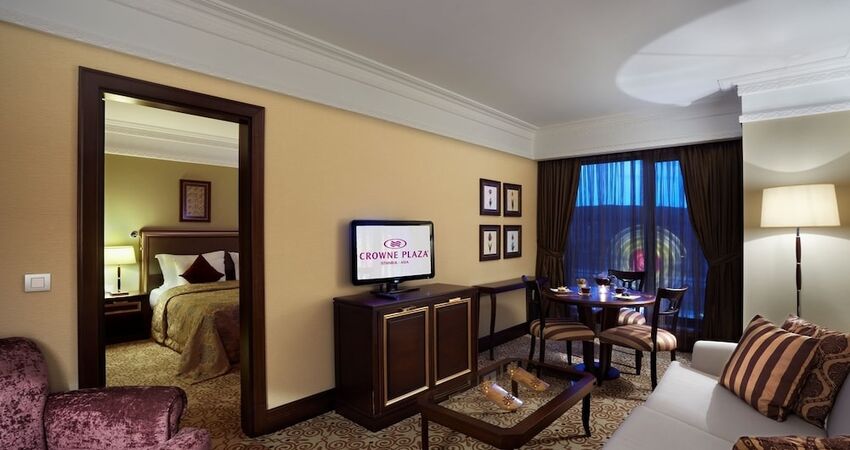 Crowne Plaza Hotel Istanbul - Asia