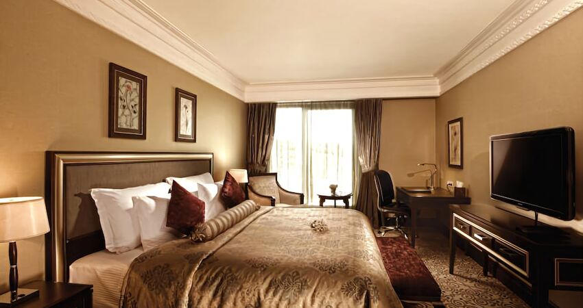 Crowne Plaza Hotel Istanbul - Asia