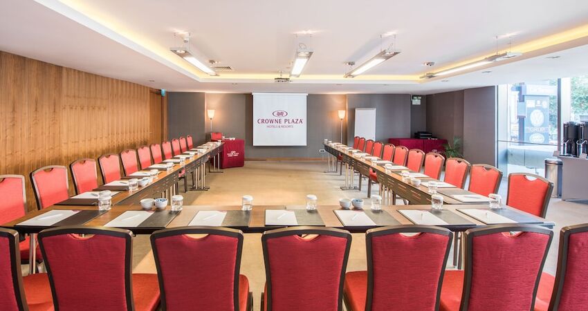 Crowne Plaza Istanbul - Harbiye