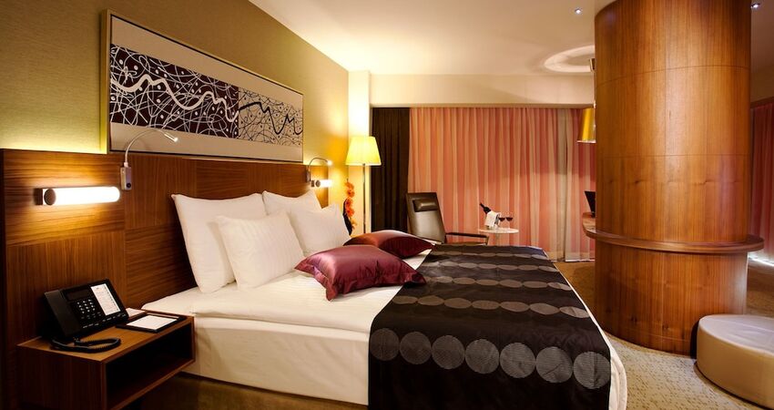 Crowne Plaza Istanbul - Harbiye