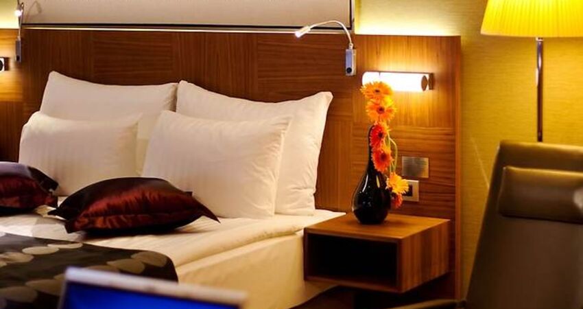 Crowne Plaza Istanbul - Harbiye