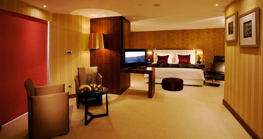 Crowne Plaza Istanbul - Harbiye