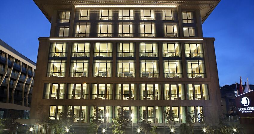 DoubleTree by Hilton Hotel Istanbul - Piyalepasa