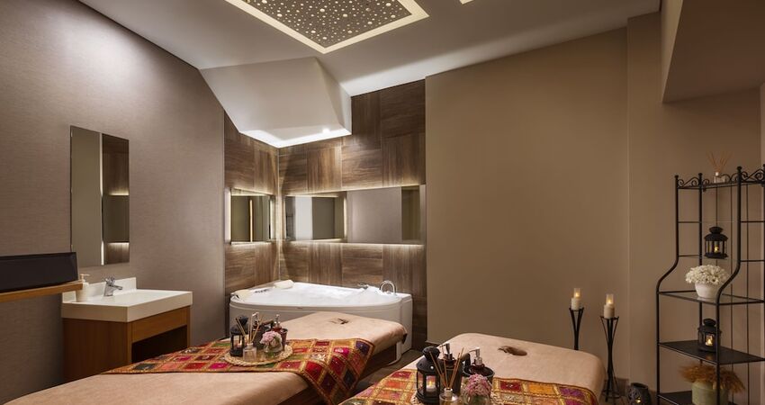 DoubleTree by Hilton Istanbul Esentepe