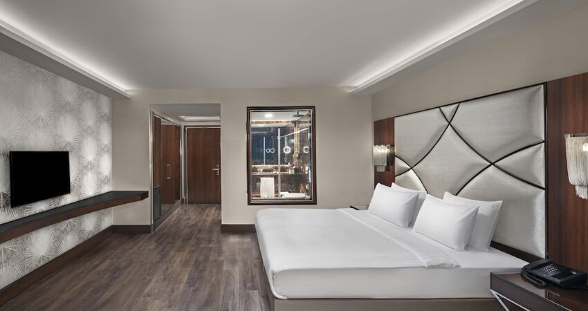 DoubleTree by Hilton Istanbul Esentepe