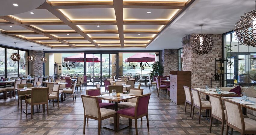 DoubleTree by Hilton Istanbul Esentepe