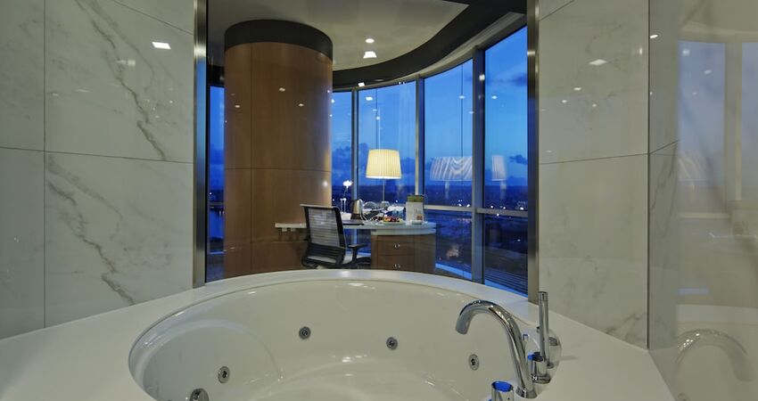 Doubletree by Hilton Istanbul Moda