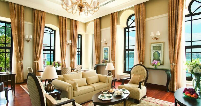 Four Seasons Hotel Istanbul at the Bosphorus