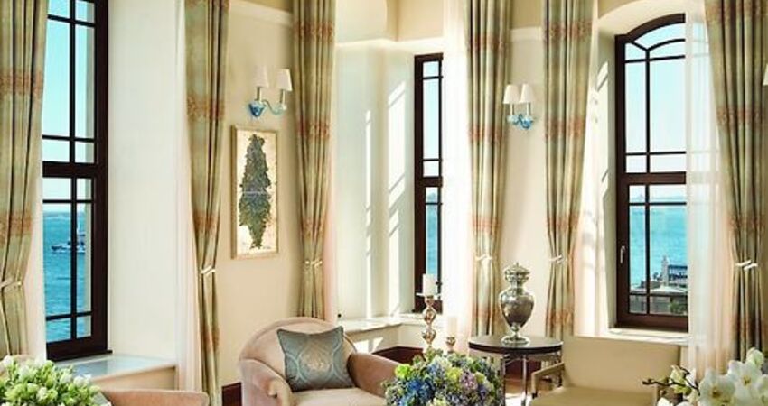 Four Seasons Hotel Istanbul at the Bosphorus