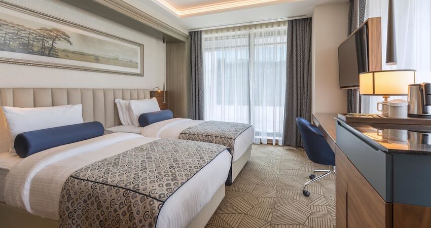 Golden Tulip Istanbul Bayrampasa