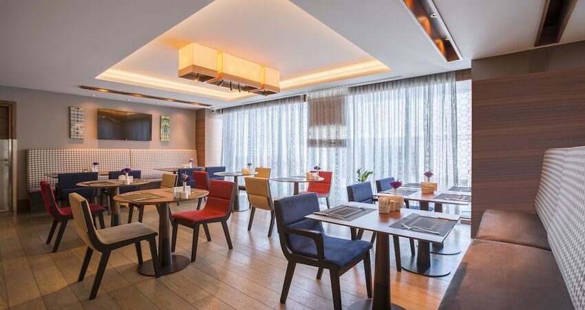 Golden Tulip Istanbul Bayrampasa