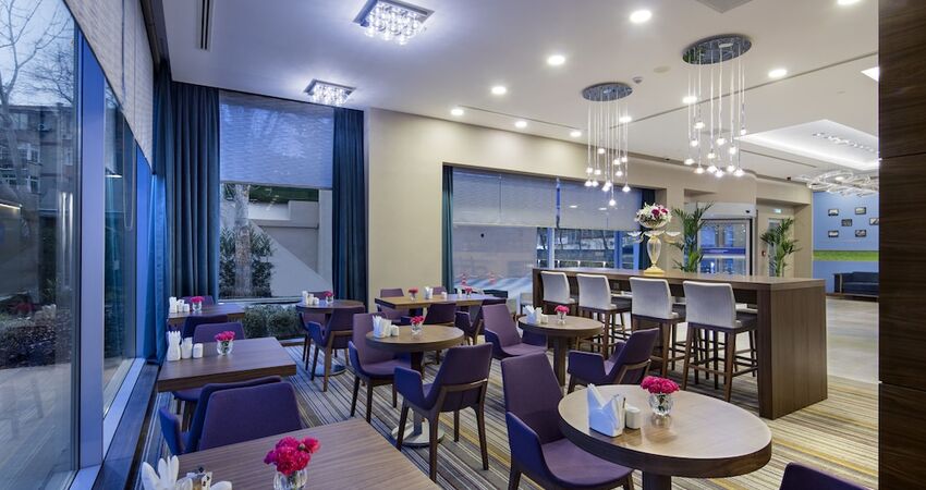 Hampton by Hilton Istanbul Atakoy