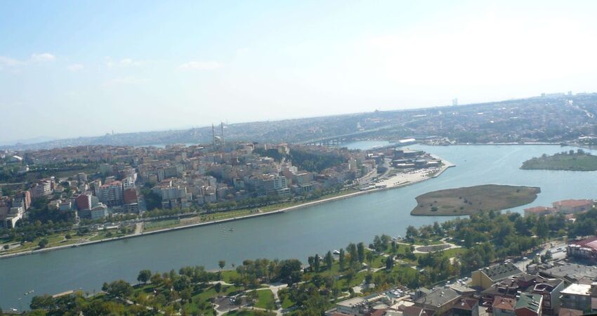 Hilton Garden Inn Istanbul Golden Horn