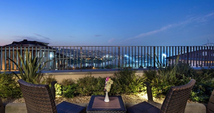 Hilton Garden Inn Istanbul Golden Horn