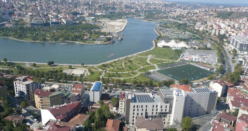 Hilton Garden Inn Istanbul Golden Horn