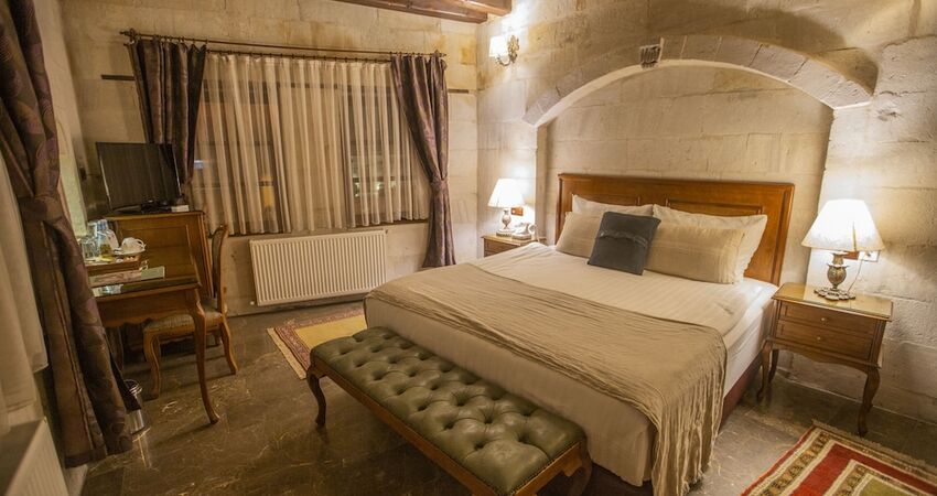 Artemis Cave Suites - Adults Only