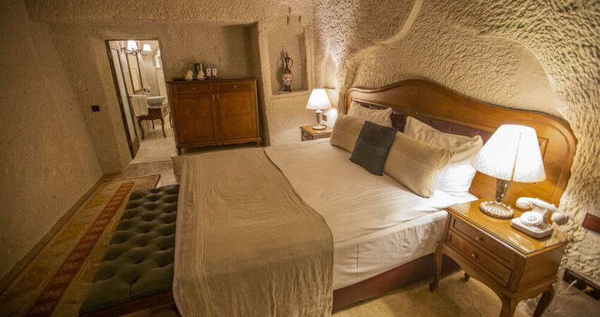 Artemis Cave Suites - Adults Only