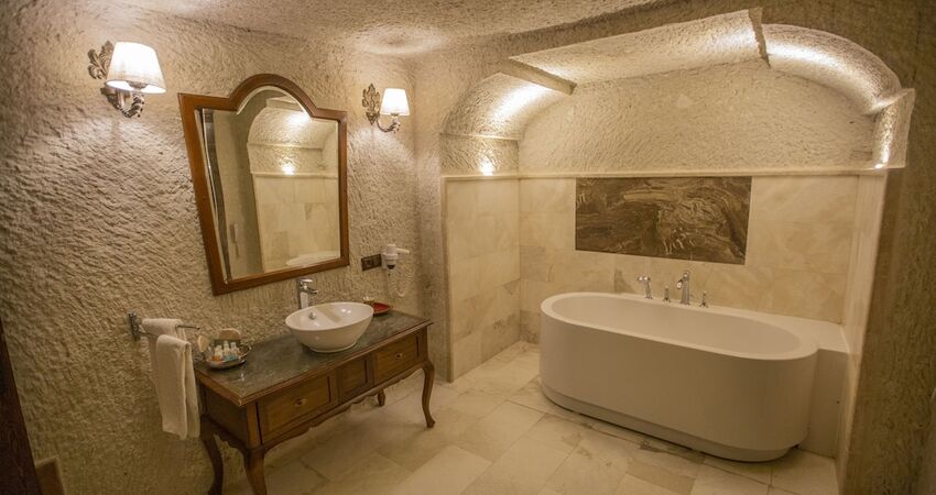 Artemis Cave Suites - Adults Only