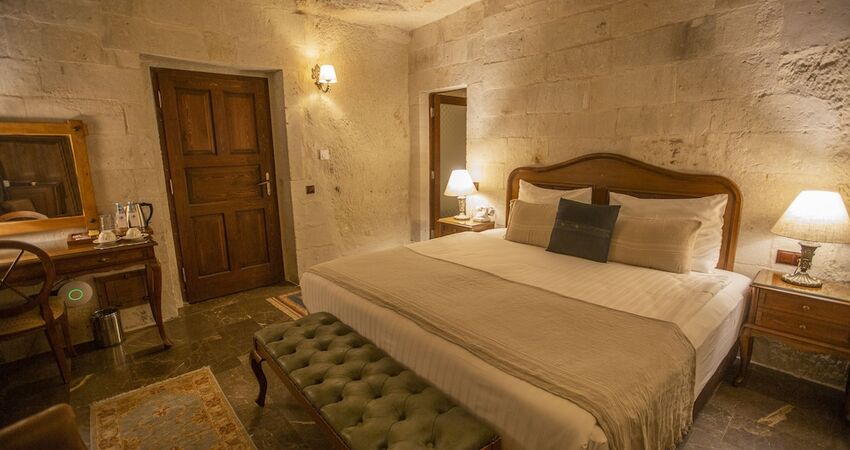 Artemis Cave Suites - Adults Only