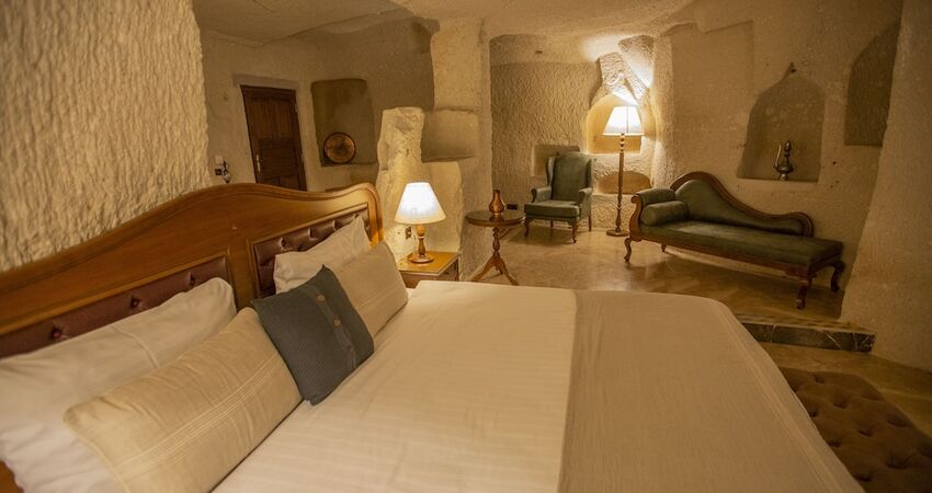 Artemis Cave Suites - Adults Only