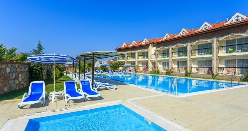 Orka Club Hotel & Villas