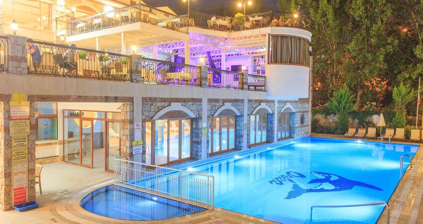 Orka Club Hotel & Villas