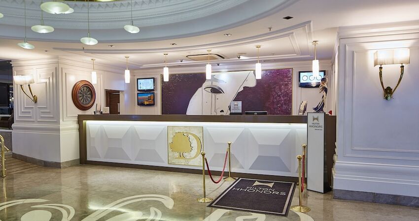 Doubletree By Hilton Hotel Izmir - Alsancak