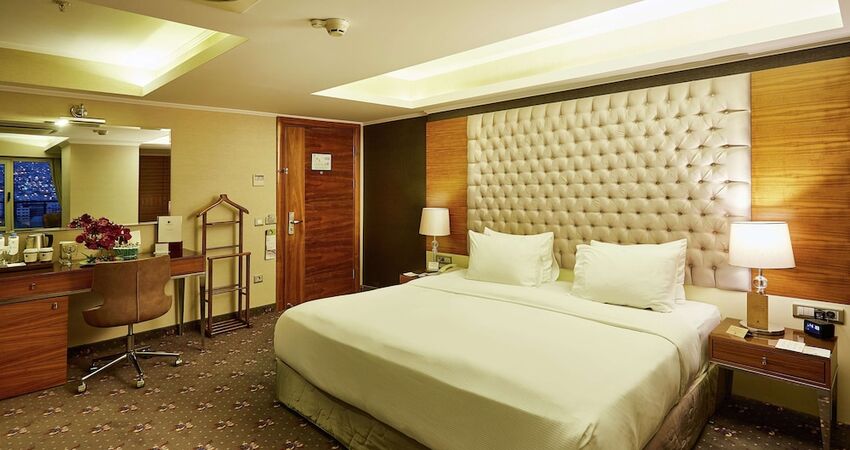 Doubletree By Hilton Hotel Izmir - Alsancak