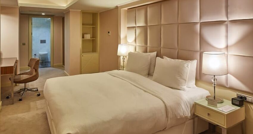 DoubleTree by Hilton Hotel Izmir Airport