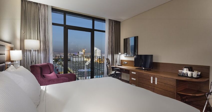 Hilton Garden Inn Izmir Bayrakli