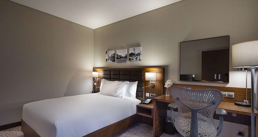 Hilton Garden Inn Izmir Bayrakli