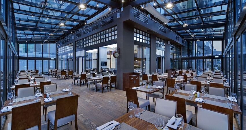 Hilton Garden Inn Izmir Bayrakli