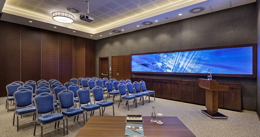 Hilton Garden Inn Izmir Bayrakli