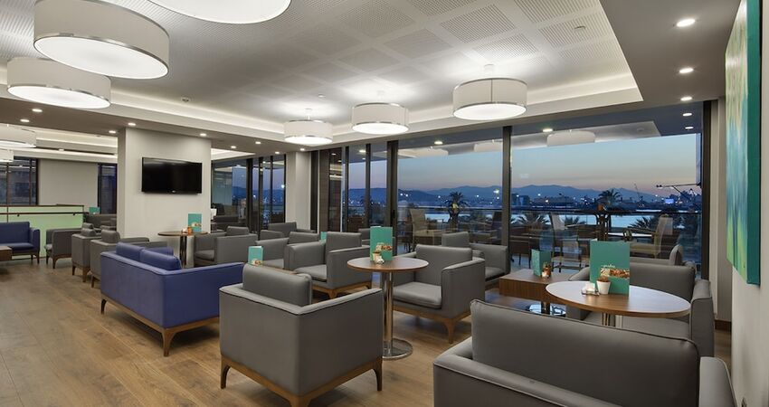 Hilton Garden Inn Izmir Bayrakli