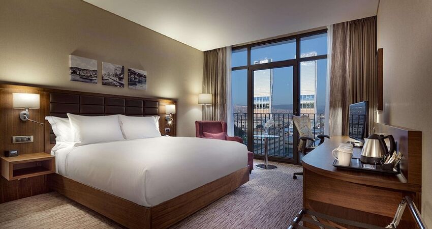 Hilton Garden Inn Izmir Bayrakli