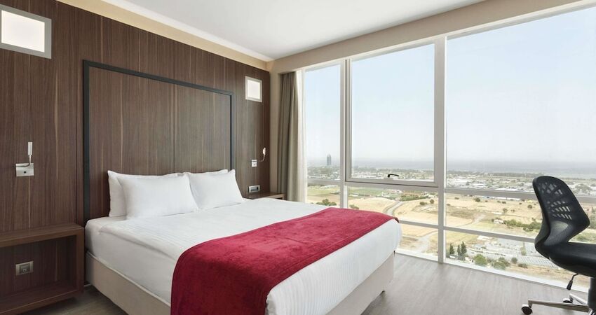 Ramada Encore by Wyndham Izmir