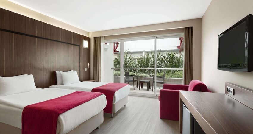 Ramada Encore by Wyndham Izmir