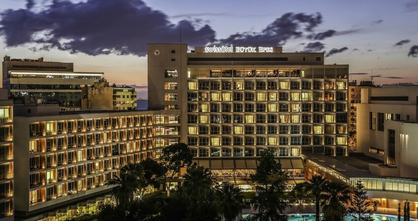 Swissotel Buyuk Efes Izmir