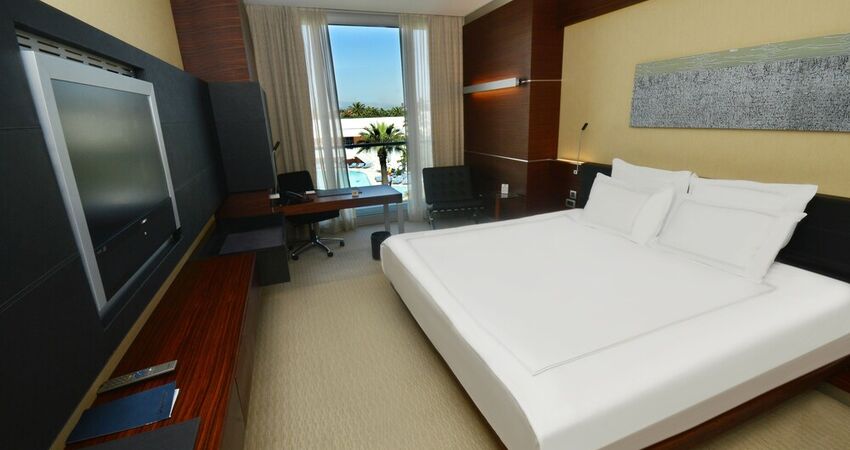 Swissotel Buyuk Efes Izmir