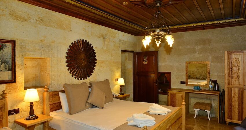 Caftan Cave Suites