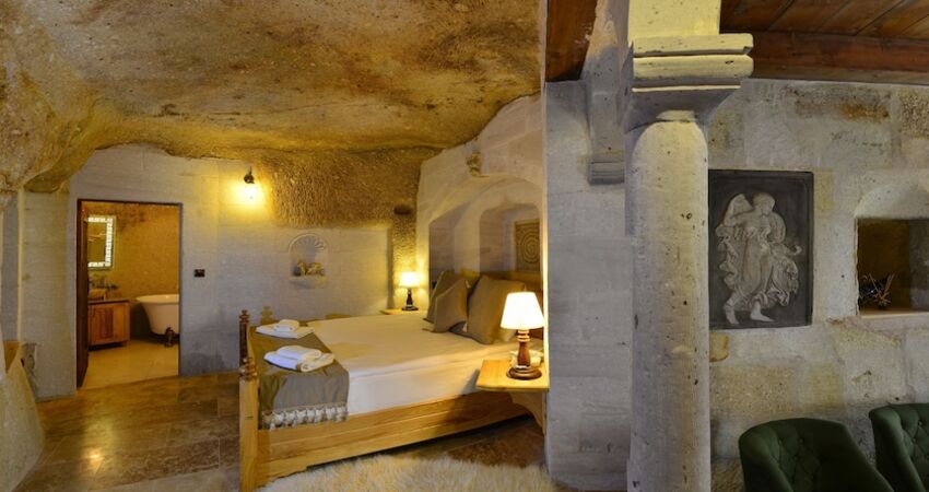 Caftan Cave Suites