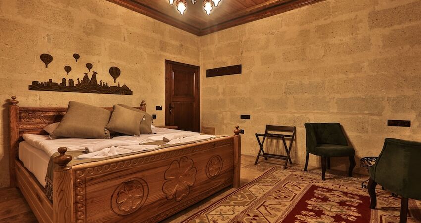 Caftan Cave Suites