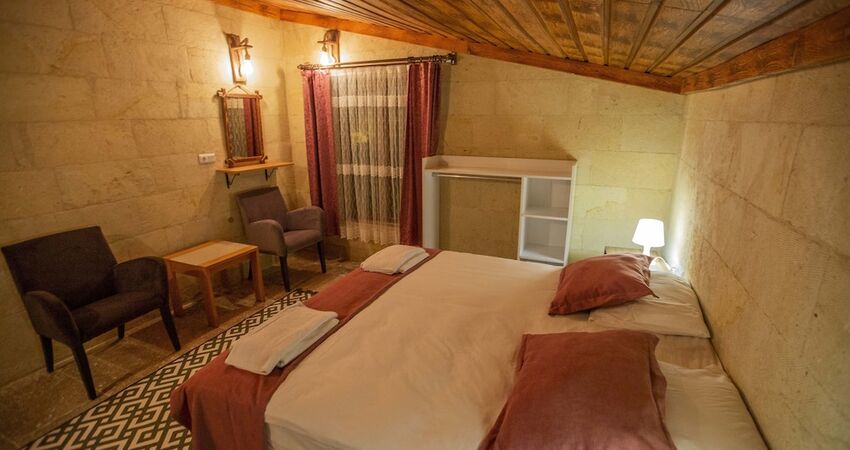 Capiedra Hotel