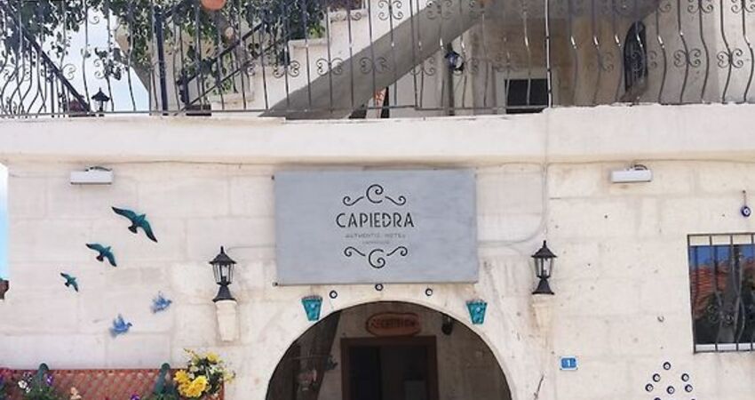 Capiedra Hotel